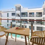 New Stylish Beachside 2br With Pool And Garage アパート *