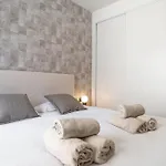 アパート New Stylish Beachside 2br With Pool And Garage