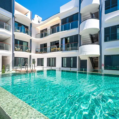 New Stylish Beachside 2br With Pool And Garage アパート *