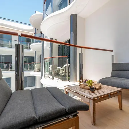 New Stylish Beachside 2br With Pool And Garage * Estepona
